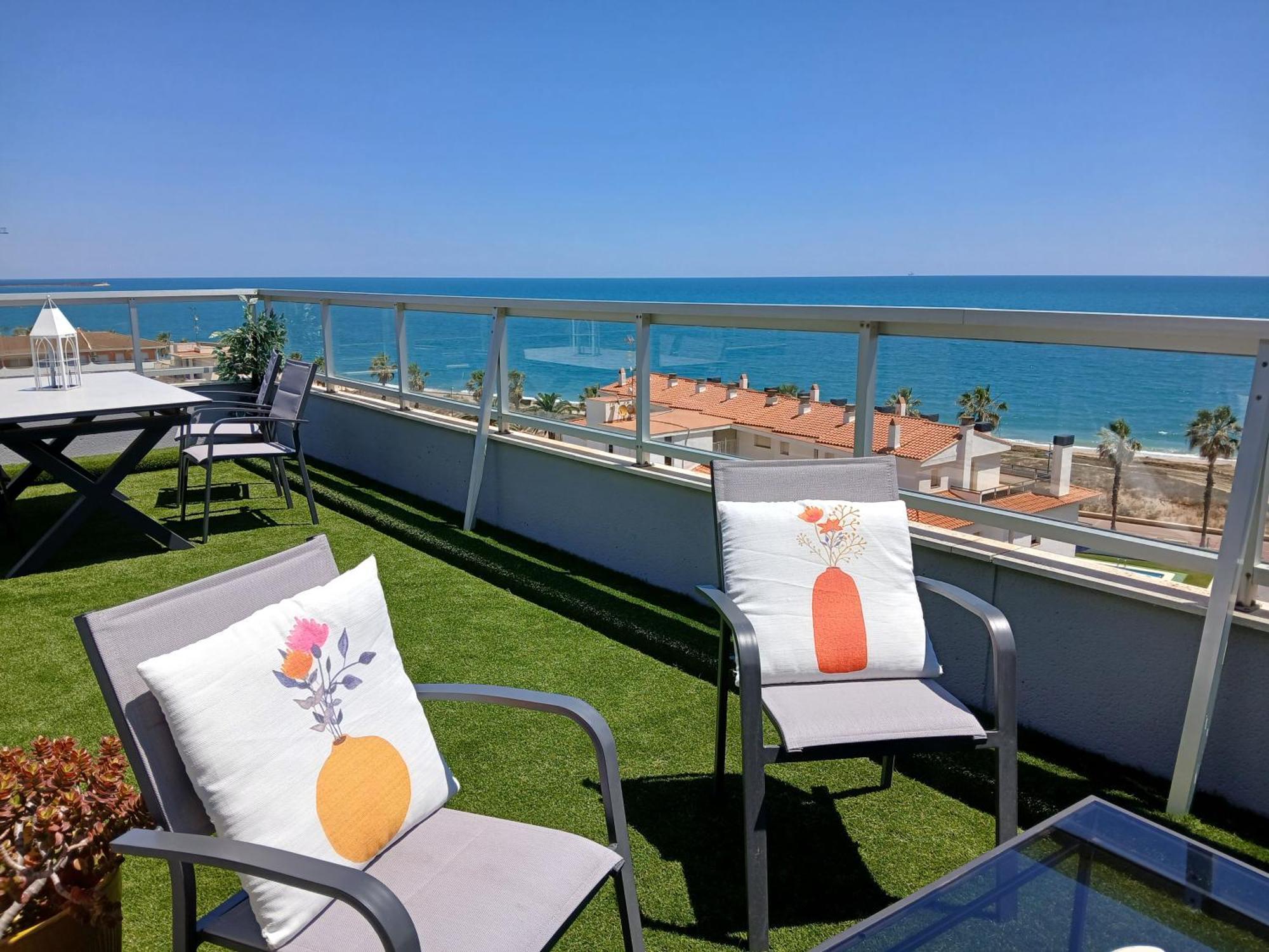 Appartement Precioso Atico Frente Al Mar Reformado 2025